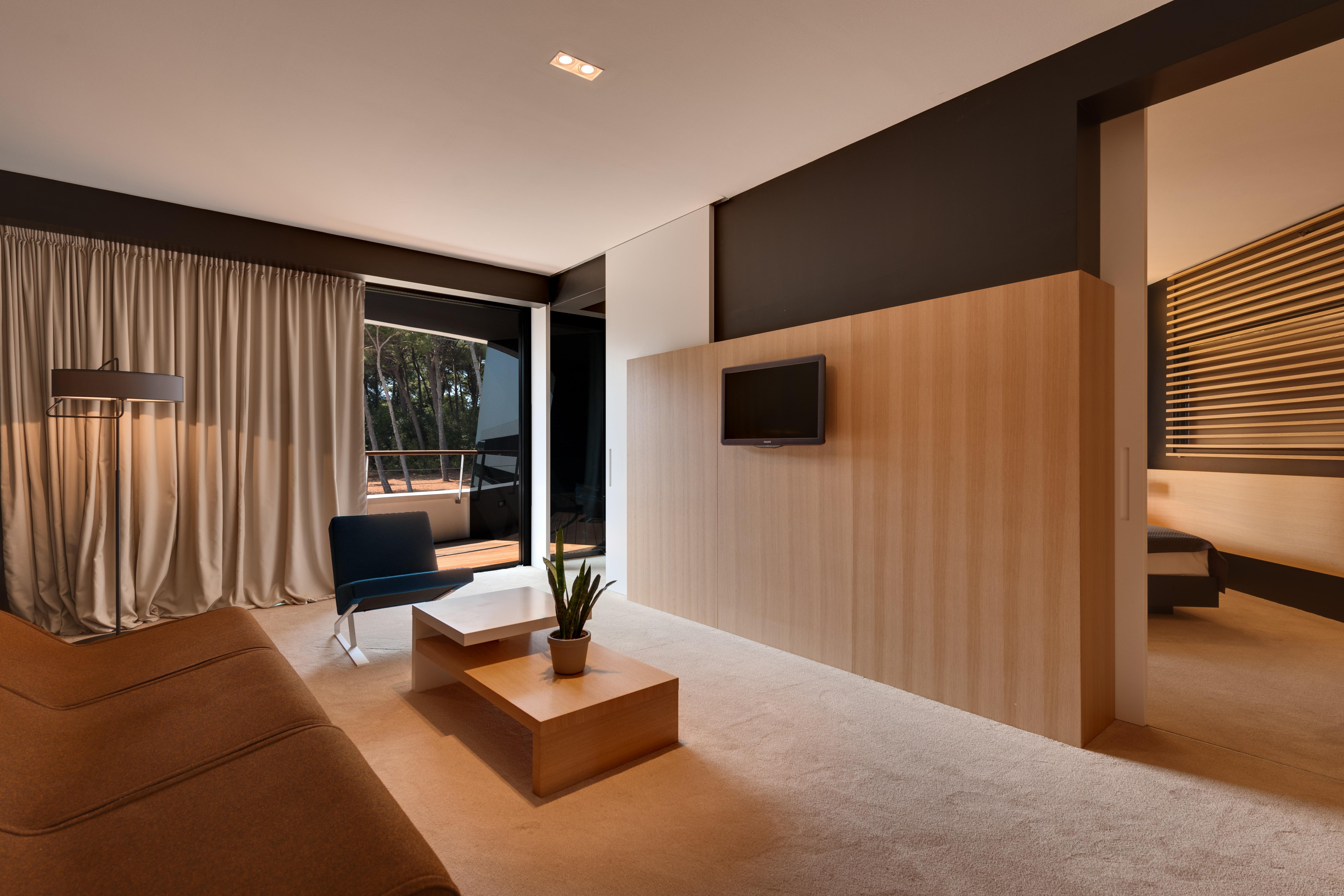 Lone Hotel By Maistra Collection Rovinj Exterior photo A 3D rendering of a hotel room